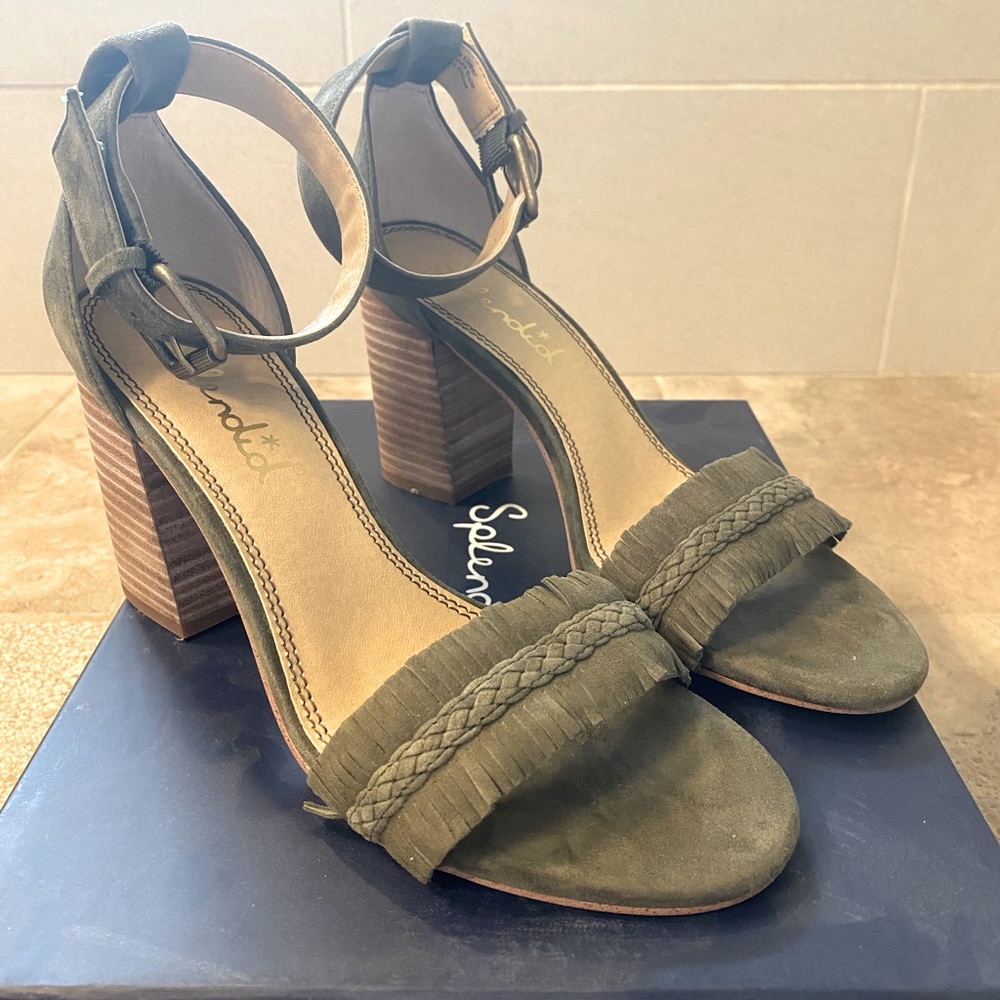 NWT Splendid Jakey heel in moss suede, 7.5